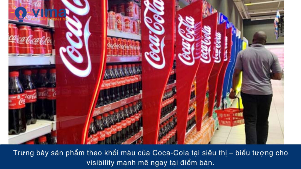 Trưng bày ấn tượng biến kệ hàng thành “nam châm” hút mắt, khiến sản phẩm được chọn ngay lập tức.