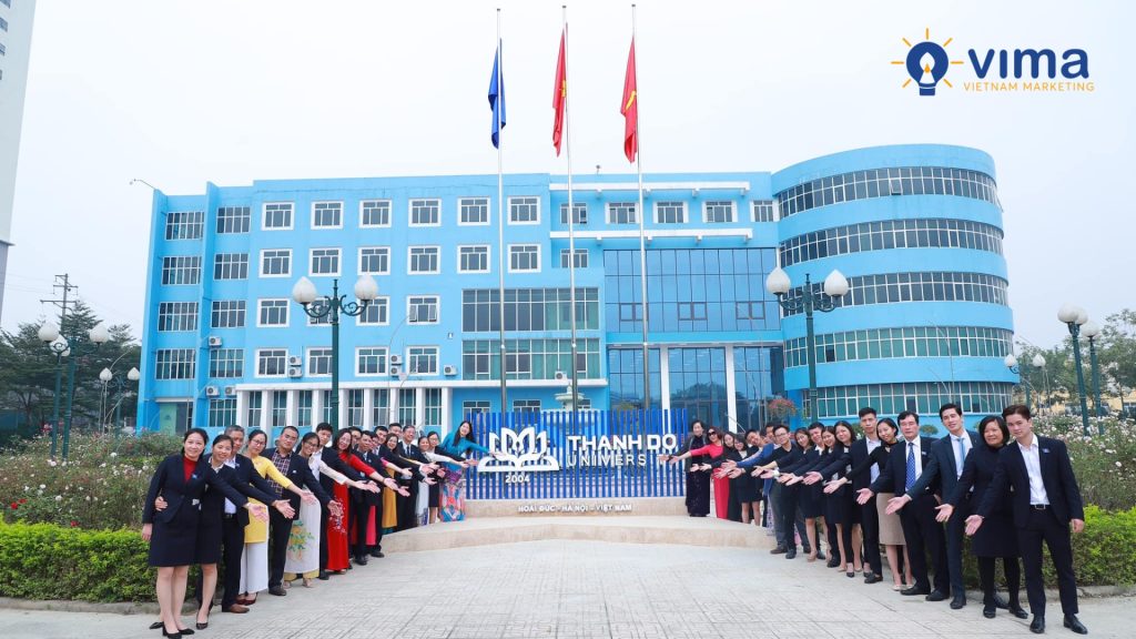 Đại học Kinh doanh và Công nghệ Hà Nội có quy mô lớn, môi trường học năng động.